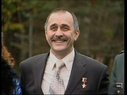 Iranian-born US space tourist says Russia now third country 'in my heart' News Clip