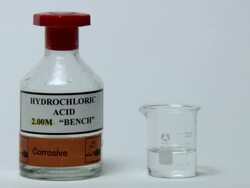 Universal indicator solution added to hydrochloric acid. The indicator turns red in acids Stock Footage