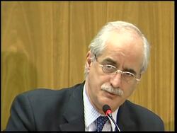 Presser as foreign and finance ministers discuss global eco crisis Instructional Video