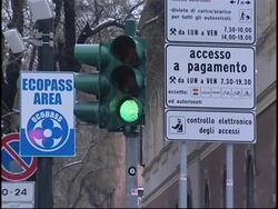 NEWS FEATURE Report on impact of road charging one week on News Clip