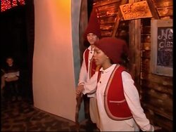 Children can learn how to be an elf at the 'Elf School' News Clip