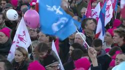 CLEAN : Versailles: Anti gay marriage protest News Clip