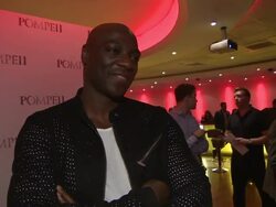 INTERVIEW - Adewale Akinnuoye-Agbaje on the fitness regime they had to do for the part, the history of Pompeii, how he would have dealt with the disaster at 'Pompeii' VIP screening Stock Footage