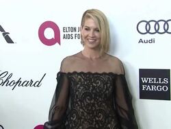 Jenna Elfman at Elton John AIDS Foundation Presents 22nd Annual Academy Awards Viewing Party Sponsored By Chopard, Neuro Drinks And Wells Fargo Stock Footage