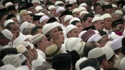 CLEAN : As world honours the dead Indonesia begins tsunami memorials News Clip