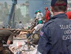 ISTANBUL EARTHQUAKE: BRITISH RESCUE WORKERS HELP RECOVER BODIES & SURVIVORS          News Clip