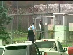 Former New York Giants star Plaxico Burress was released from prison in upstate New York Monday morning. AP Pro Football Barry Wilner takes a look at some of the things that will factor into where Burress might make his NFL return. (June 6) Instructional Video