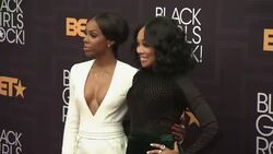 Rihanna, Kelly Rowland, Tracee Ellis Ross, Shonda Rhimes, others walk red carpet for Black Girls Rock event Instructional Video