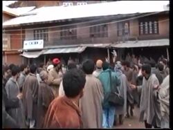 India - Separatist Convoy Welcomed In Kashmir Instructional Video