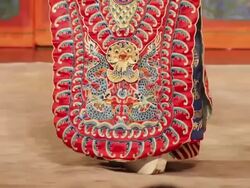 MS TS TU Actor performing Beijing opera in traditional theatre AUDIO / xi'an, shaanxi, china Stock Footage