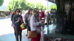 CLEAN : Lines at US theaters showing The Interview News Clip