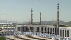 CLEAN : Crowds gather for prayer during holy Hajj News Clip