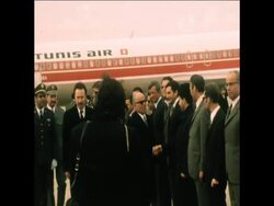 SYND26-11-73 PRESIDENT BOUMEDIENNE GREETS TUNISIA'S PRESIDENT BOURGUIBA News Clip