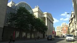 Stock shots of the Royal Opera House in London News Clip