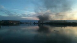 CLEAN : Fire on Russian nuclear sub under repair at shipyard News Clip