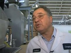 CLEAN: Cereplast, a greener alternative to plastic News Clip