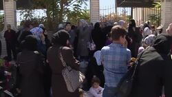 CLEAN : Syrians going back to Qadam area after reconciliation deal News Clip