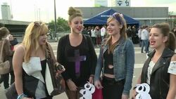 VOICED : Lady Gaga performs News Clip