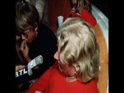 SYND 22 5 78 WHITE REFUGEES FROM KOLWEZI, ZAIRE ARRIVE IN PARIS Instructional Video