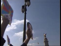 UK: ZEMIN VISIT - 2 HUMAN RIGHTS PROTESTORS ARRESTED News Clip