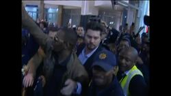 R. Kelly plans tour for Sri Lanka, Australia, New Zealand News Clip