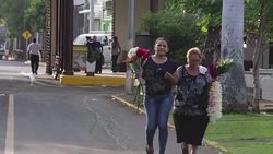 CLEAN : Nicaragua celebrates Mother's day with flowers News Clip