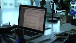 CLEAN : Ethiopias budding entrepreneurs thwarted by red tape News Clip