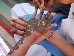 MS Young Indian bride getting henna tattoo for her wedding / Rajasthan, India Stock Footage