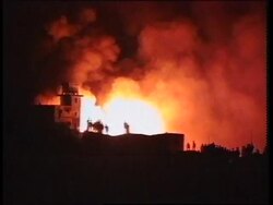 Bangladesh - Factory Blaze Spreads To Slum Housing Instructional Video