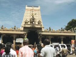 WS View of tourists in front of Ramanathaswamy Temple / Rameswaram, Tamil Nadu, India Stock Footage