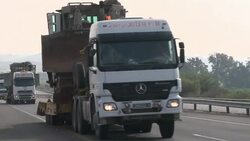 CLEAN : Israeli army sends bulldozers along News Clip