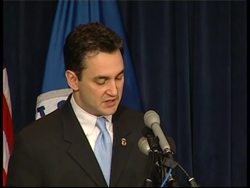 Walmart settles legal dispute over illegal workers News Clip