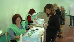 Georgian PM casts vote in elections Instructional Video