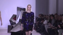 Giambattista Valli present womenswear collection in Paris News Clip