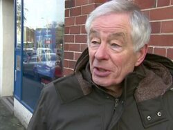 Blockbuster Video rental store goes into administration News Clip