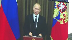 CLEAN : Moscows Red Square marks 1000 days until World Cup 2018 News Clip