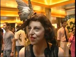 Fashion stylist and icon Isabella Blow dies aged 48 News Clip