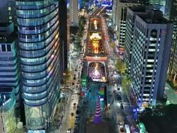 WS T/L Shot of Cheongyechon Creek Lantern Festival in city at night / Seoul, South Korea Stock Footage