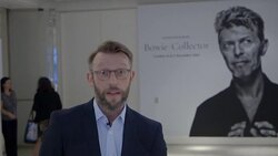 VOICED : Coleccion de arte de David Bowie se exhibe en Nueva York News Clip