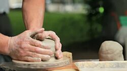 showing of potter process Stock Footage