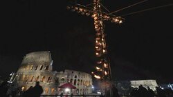 CLEAN : Pope Francis celebrates Way News Clip