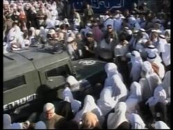 WRAP Worshippers clash with Israeli security forces, ADDS security preps News Clip