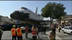 Endeavour on 2nd day of slow trek through streets of LA to science museum News Clip