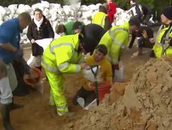 Residents Filling Sandbags News Clip