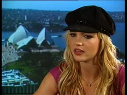 Britney Spears Interview In Sydney (F) Instructional Video