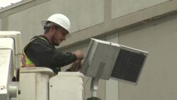 Engineers inspected buildings for structure damage while Napa residents and homeowners started the long clean-up and recovery process after Sunday's 6.0 earthquake. (Aug. 25) Instructional Video