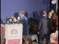 BELGIUM: BRUSSELS: ALBRIGHT ISSUES NEW WARNING TO BELGRADE News Clip