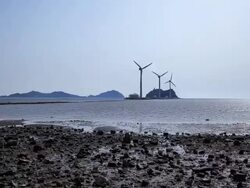 High tide scene at Tando port beach Stock Footage