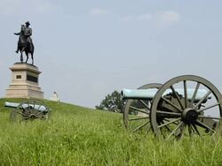 WS View of cannons and statue of general winfield scott hancock gettysburg battlefield / Gettysburg, Pennsylvania, United States Stock Footage