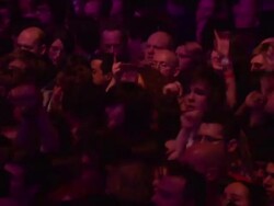 MS ZO ZI Crowd jumping and dancing at large music concert / London, United Kingdom Stock Footage